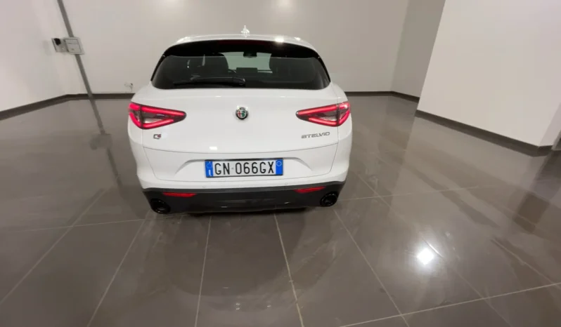 Alfa Romeo Stelvio 2.2 T Sprint Q4 210cv Auto pieno